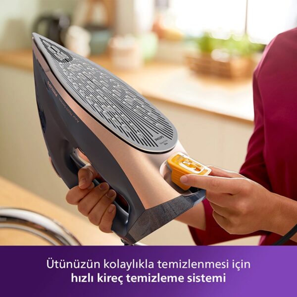 Teknik Nitelikler Hızlı kırışıklık giderme Sürekli buhar 55 -Gram / dakika(g/min) Su püskürtme Evet Kullanıma hazır 2 dakika(minute(s)) Değişken buhar seviyeleri Evet Gerilim 240 volt(V) Dikey buhar Evet Şok buhar 260 -Gram(g) Güç 3200 watt(W) Basınç 55 g/dk Garanti 2 yıl uluslararası garanti Evet Teknoloji Ütülenebilir tüm kumaşlar için Evet Çevre dostu Kullanım kılavuzu %100 geri dönüştürülmüş kağıt Ürün ambalajı %100 geri dönüştürülebilir Boyut ve ağırlık Ambalajla birlikte toplam ağırlık 1,908 kilogram(kg) Ürün boyutları (GxYxU) 12,88 x 15,33 x 31,95 santimetre(cm) Ambalaj boyutları (GxYxU) 13,7 x 16,7 x 33,2 santimetre(cm) Ütü ağırlığı 1,669 kilogram(kg) Kireç giderme Kireç önleme ve temizleme Hızlı Kireç Çözme Kullanımı kolay Su haznesi kapasitesi 300 Nanoparçacık(nm) Gösterge ışığı Evet Otomatik kapanma Evet Çizilmeye karşı dayanıklı taban 5 yıldız(stars) Tutma yerinden buhar ayarı seçimi Evet Entegre fiş Evet Güç kablosu uzunluğu 2 metre(m) Musluk suyu kullanılabilir Evet Kablo özgürlüğü (dönüş) 360 derece kablo özgürlüğü Damlama önleyici Evet Taban adı SteamGlide Elite Taban kayma performansı 4 yıldız(stars)